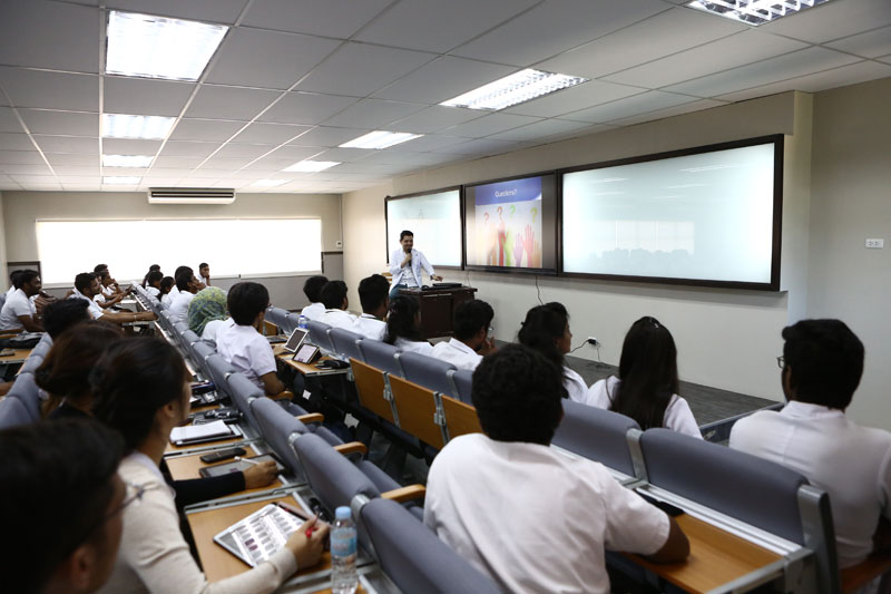 campus-9 - Unigo World