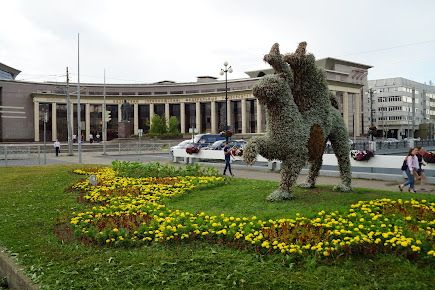 DSC09467 - Unigo World