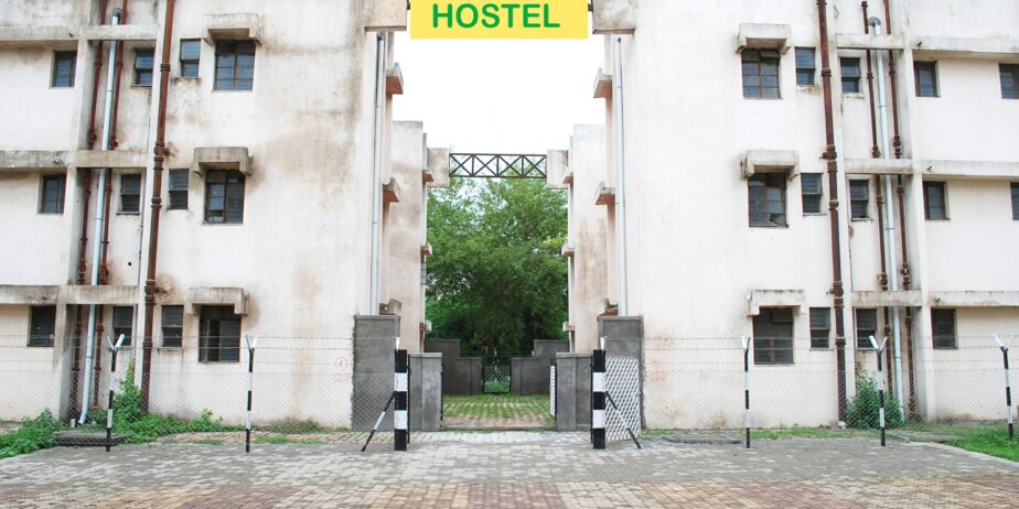New_Girls_Hostel__front_viewZ4qV