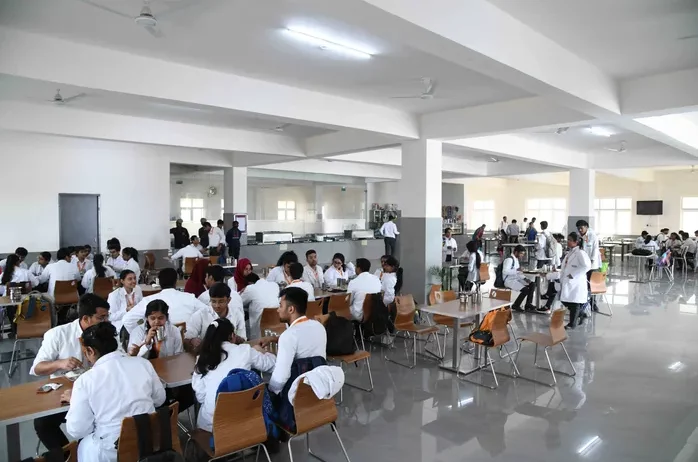 dining-hall-3