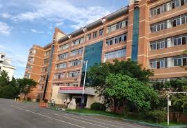 Jinggangshan-University-Medical-School-2