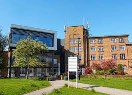 Bishop-Grosseteste-University-Lincoln-5